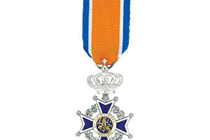 Ed Stevens Lid in de Orde van Oranje Nassau